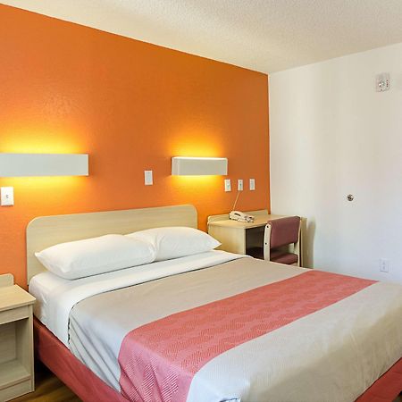 Motel 6- Denver, Co Downtown المظهر الخارجي الصورة