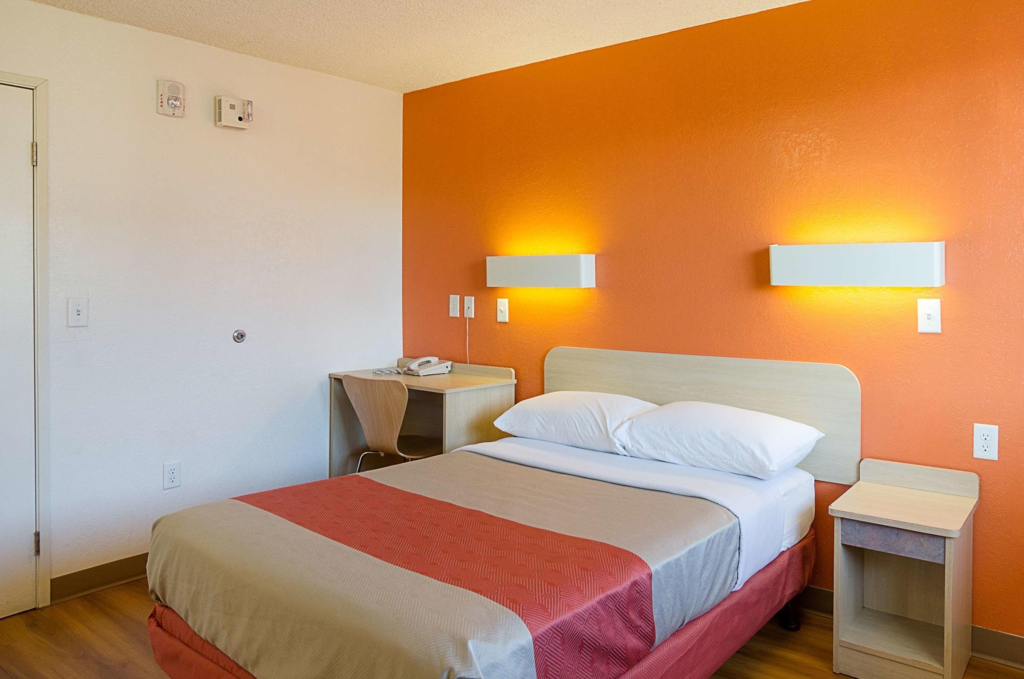 Motel 6- Denver, Co Downtown المظهر الخارجي الصورة